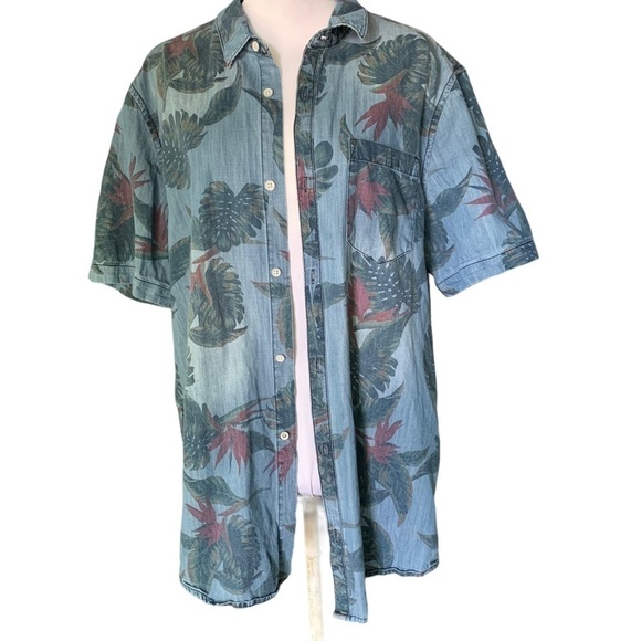 Buffalo David Bitton Tropical Print Faded Chambray Button Down Sz L - Picture 1 of 7